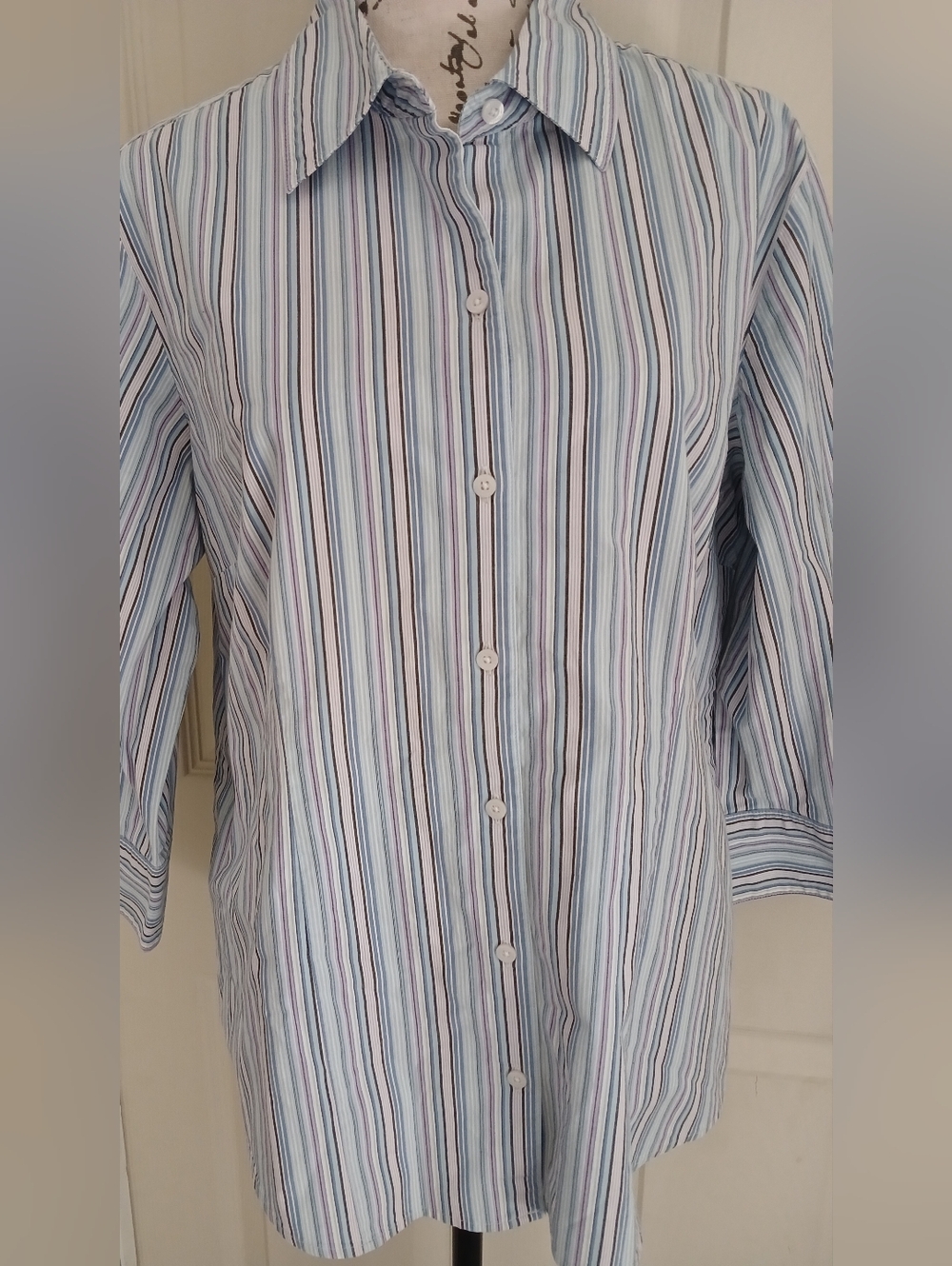 5/$25 Croft & Barrow Multi-Stripe Shirt